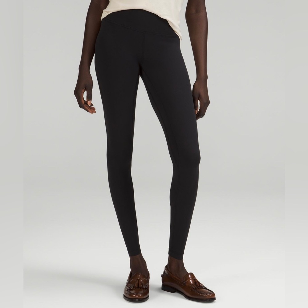 Lululemon Size 6 Black 28 inch Align Leggings